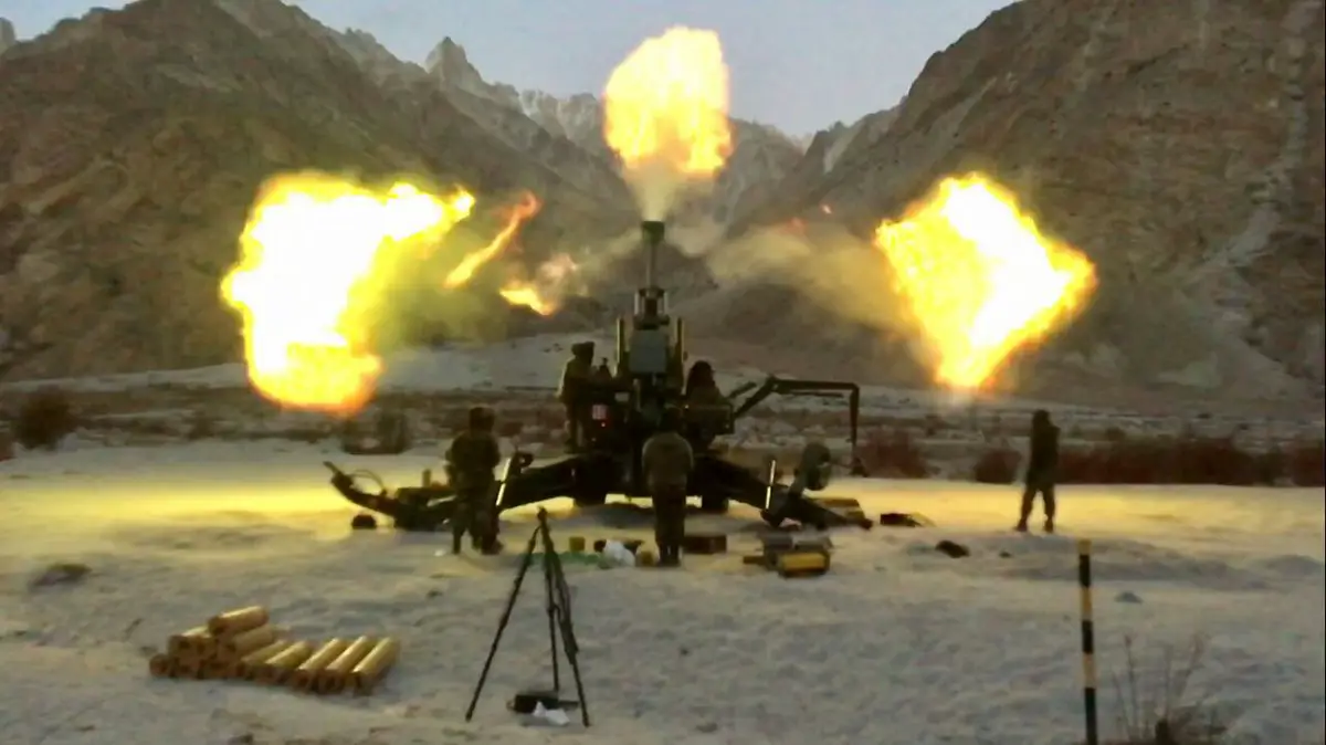 Massive Indian Artillery Barrage Targets Pakistan Army Positions Across The Line Of Control